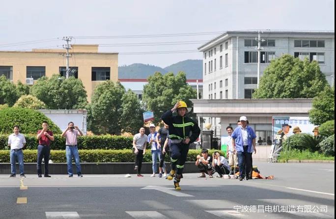 1564448201399855.jpg 7.jpg